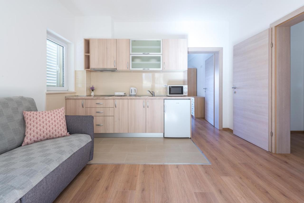 Apartments Rilovic, City And Sea View Apartments ツァヴタット エクステリア 写真