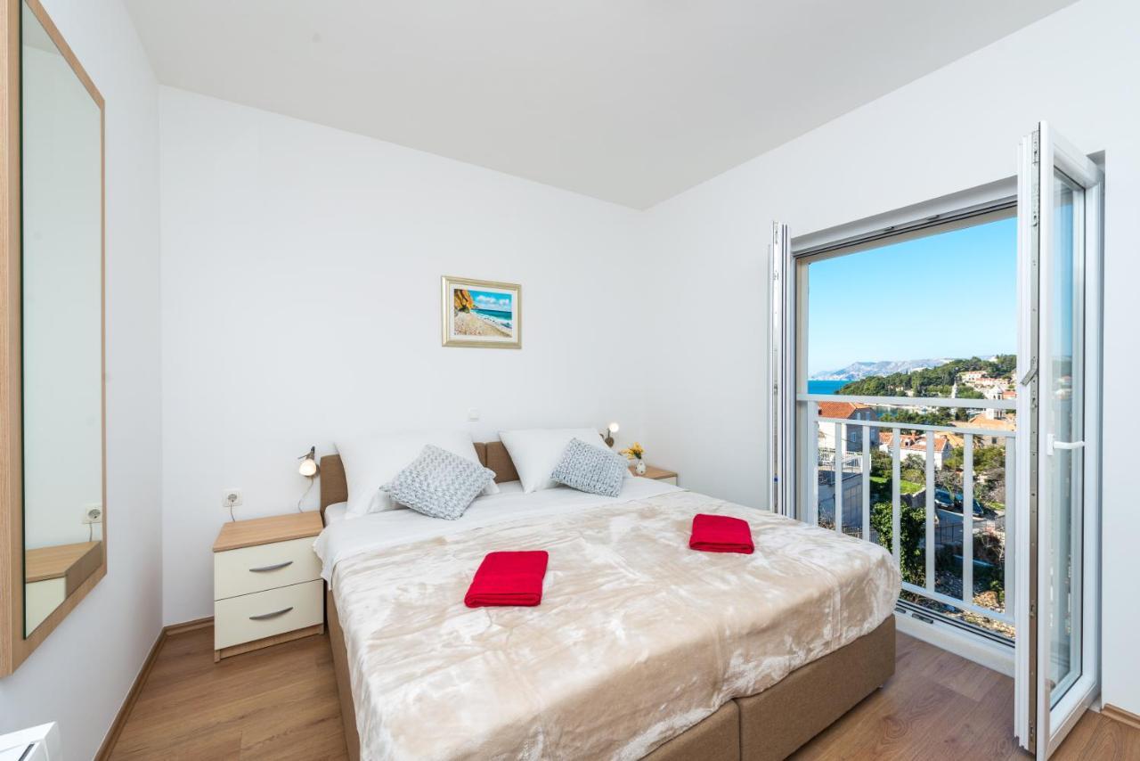 Apartments Rilovic, City And Sea View Apartments ツァヴタット エクステリア 写真