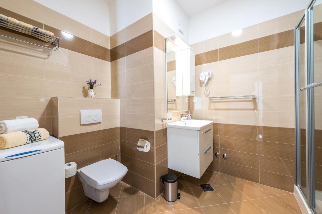 Apartments Rilovic, City And Sea View Apartments ツァヴタット 部屋 写真
